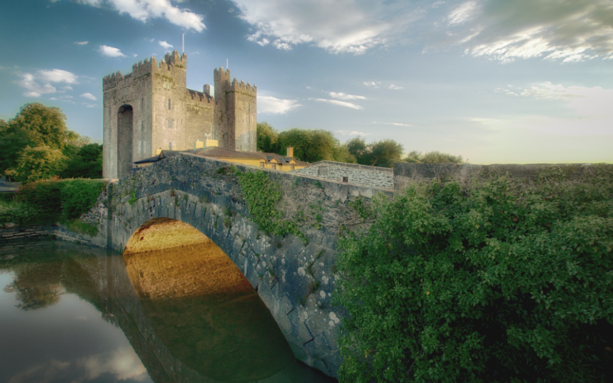 Bunratty Castle &amp; Folk Park, County Clare, Ireland